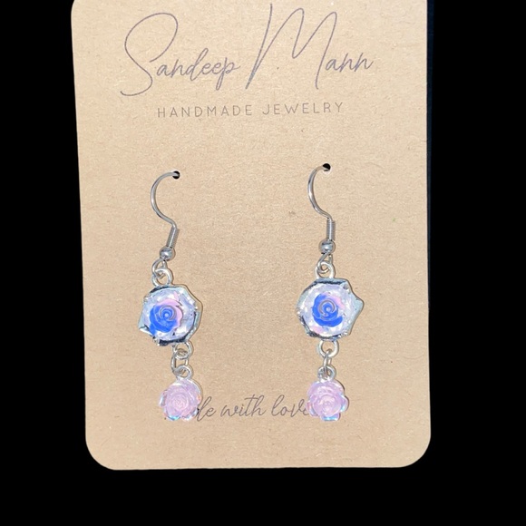 Handmade blue and pink flower earrings - Picture 2 of 4